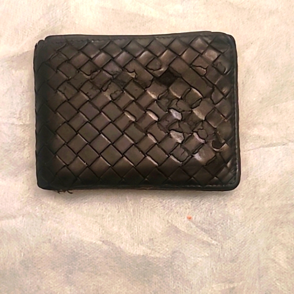 Bottega Veneta wallet some wear